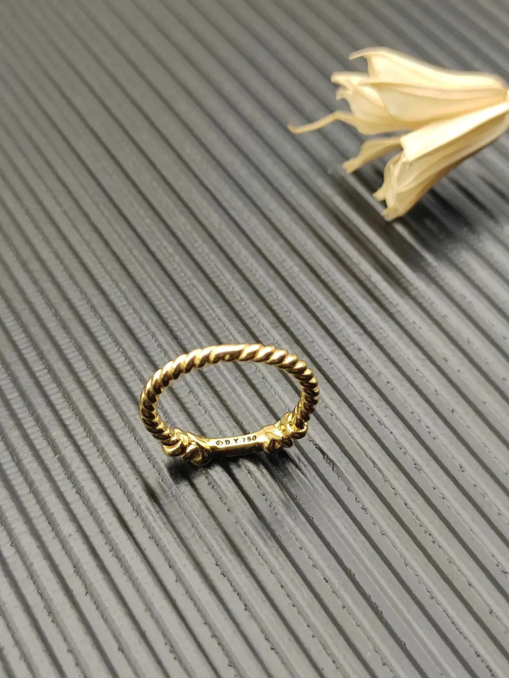 David Yurman gold-lined ring - Picture 3 of 5